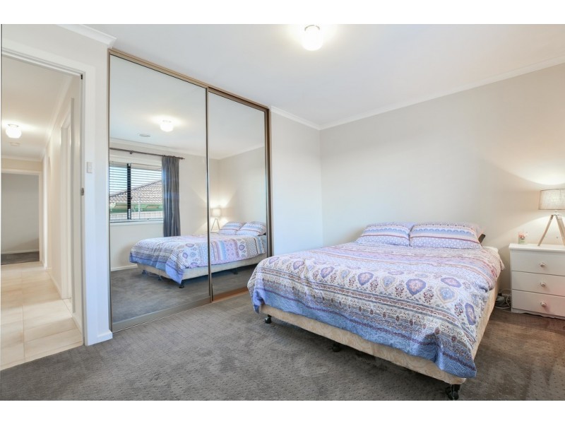 3 Barbary Way, Seaford Rise SA 5169