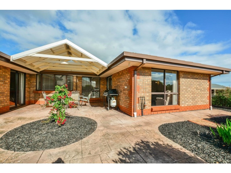 3 Barbary Way, Seaford Rise SA 5169