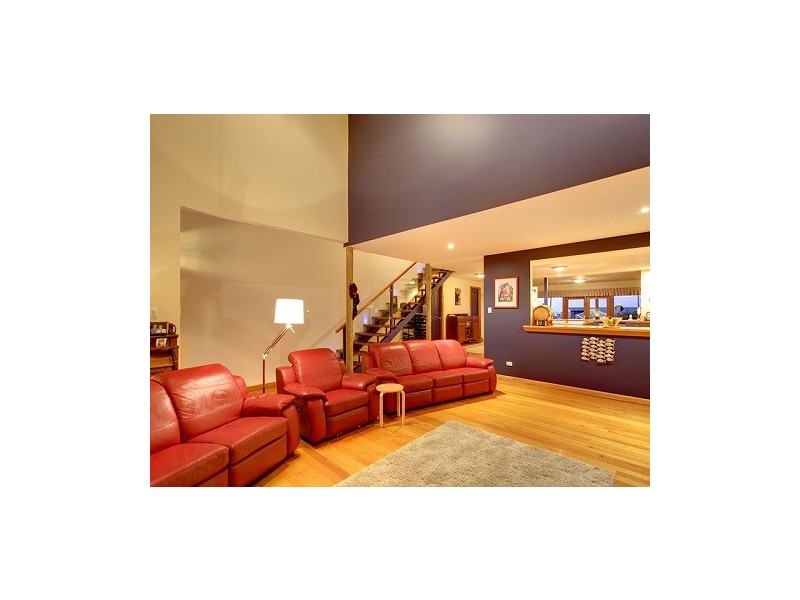 13 Elberry Close, Moana SA 5169