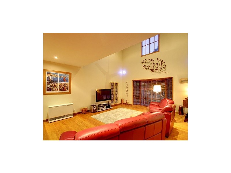 13 Elberry Close, Moana SA 5169