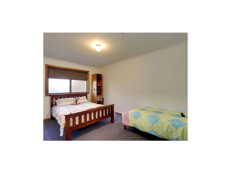 13 Elberry Close, Moana SA 5169