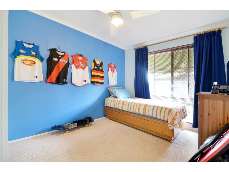 12 Andrew Henning Place, Willunga SA 5172