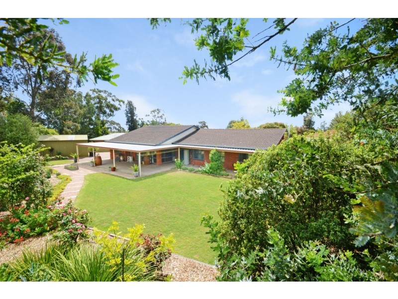 12 Andrew Henning Place, Willunga SA 5172