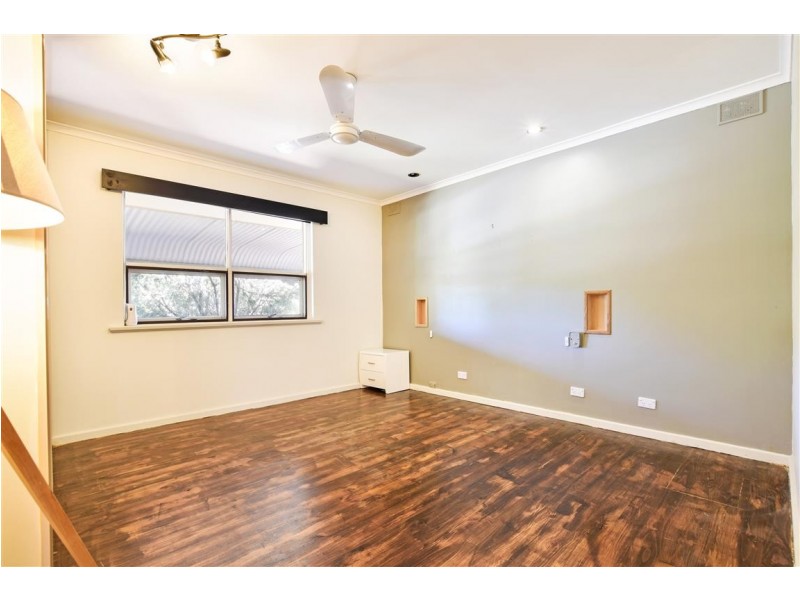 18 Roy Road, Morphett Vale SA 5162