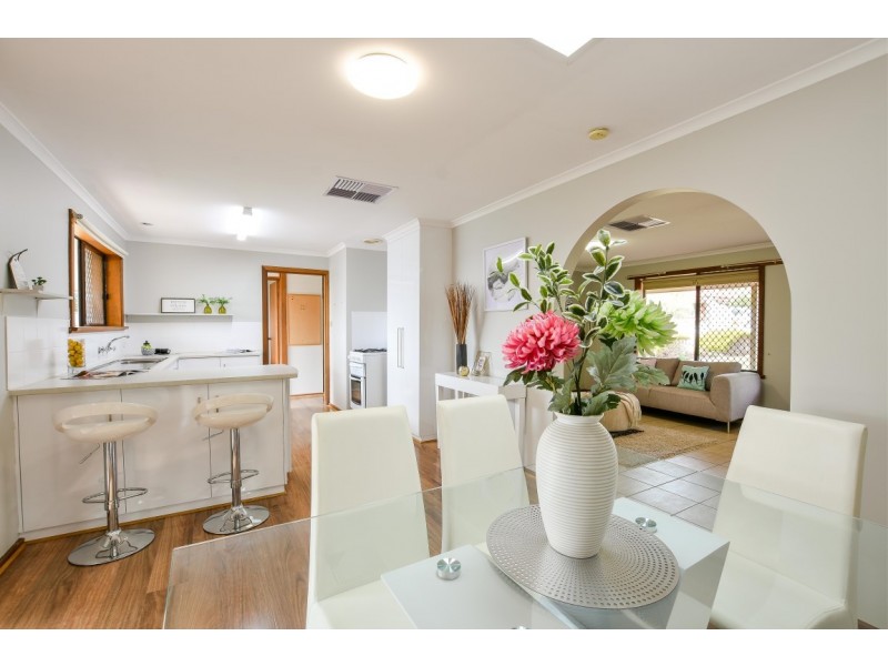 12 Evelyn Sturt Drive, Willunga SA 5172