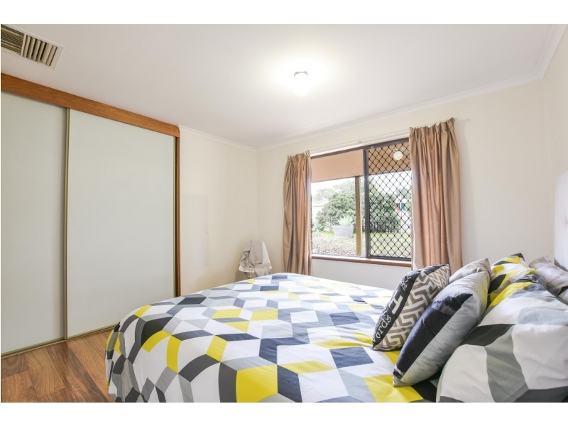 12 Evelyn Sturt Drive, Willunga SA 5172