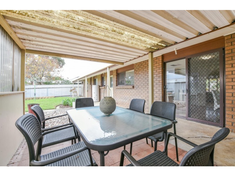 12 Evelyn Sturt Drive, Willunga SA 5172