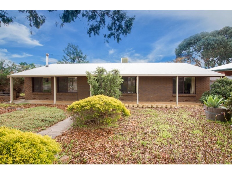 12 Evelyn Sturt Drive, Willunga SA 5172