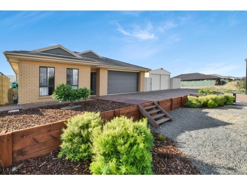 20 Meadow Bank Way, Aldinga Beach SA 5173