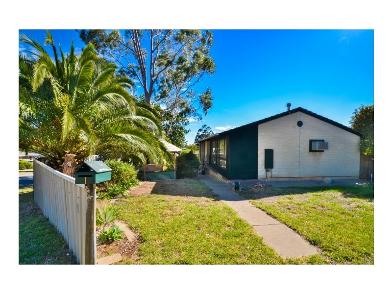 1 Homestead Drive, Aberfoyle Park SA 5159