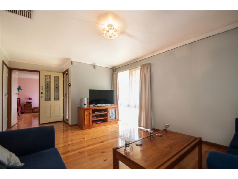 16 Helsinki Road, Hackham West SA 5163