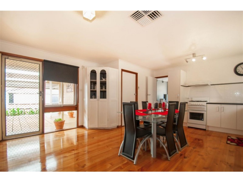 16 Helsinki Road, Hackham West SA 5163