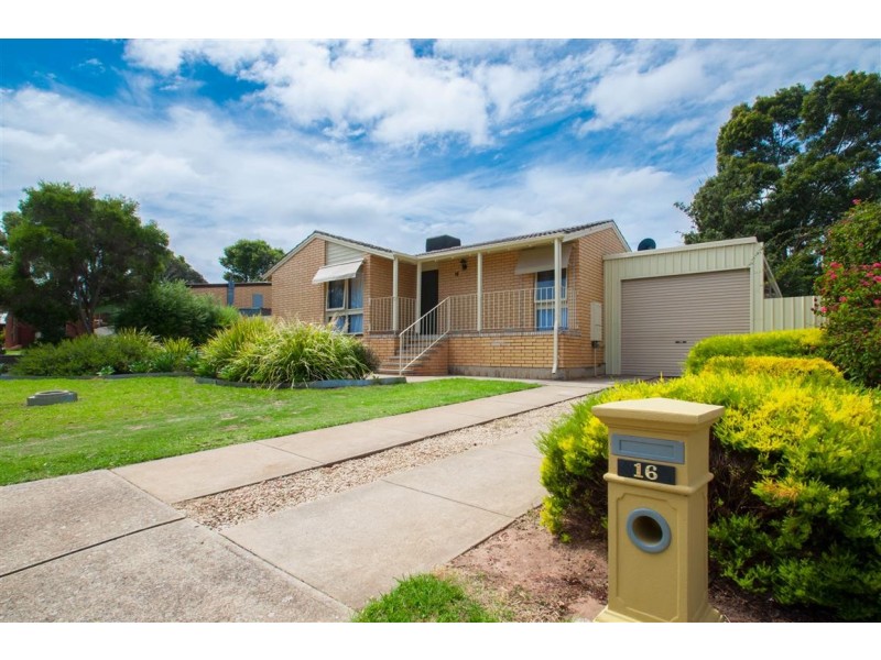 16 Helsinki Road, Hackham West SA 5163