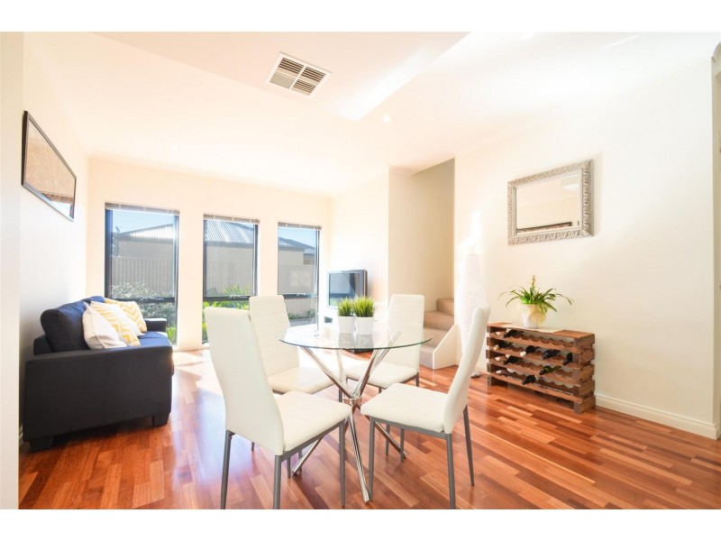 15B Condada Ave, Park Holme SA 5043