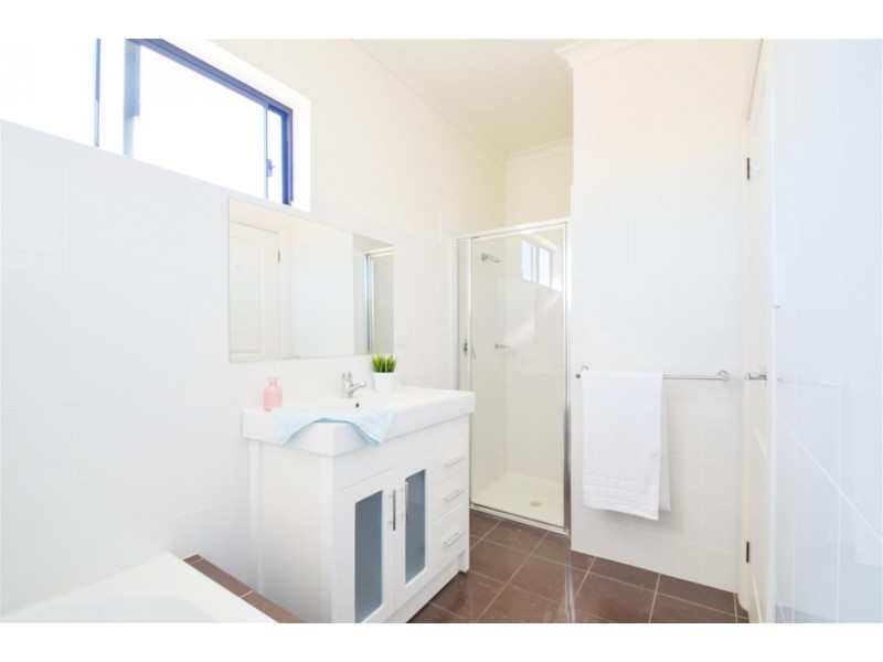 15B Condada Ave, Park Holme SA 5043