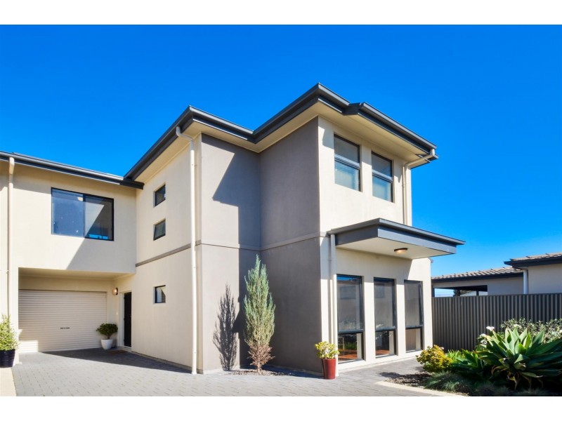 15B Condada Ave, Park Holme SA 5043