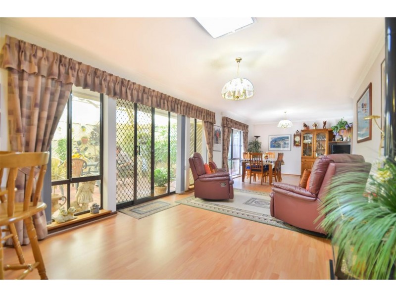 5 Todd Street, Woodcroft SA 5162