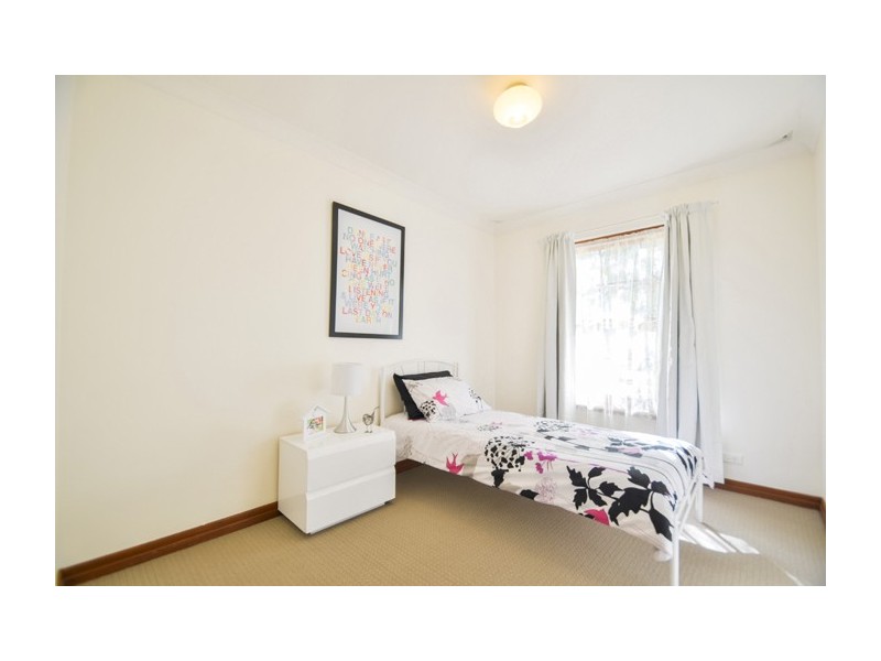 33 Kentwood Road, Morphett Vale SA 5162