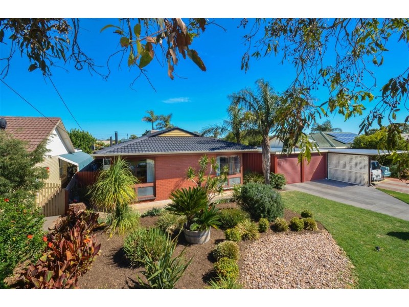 10 Gifford Terrace, Seaford SA 5169
