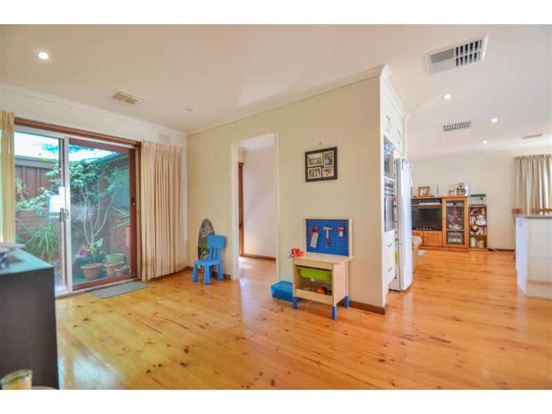 10 Gifford Terrace, Seaford SA 5169