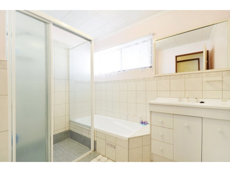 38 Leonard Road, Morphett Vale SA 5162