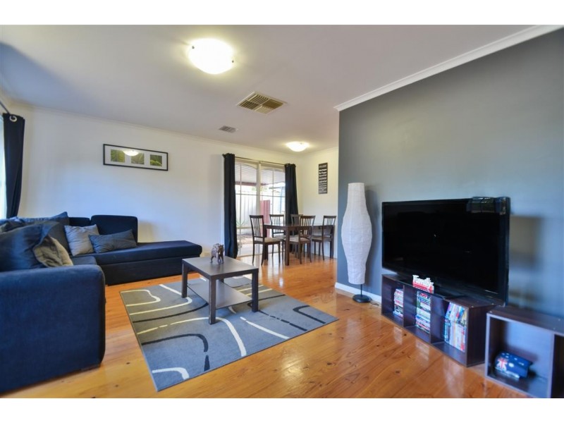 9 Timothy Road, Morphett Vale SA 5162