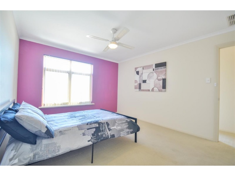 24 Ambrosini Court, Woodcroft SA 5162