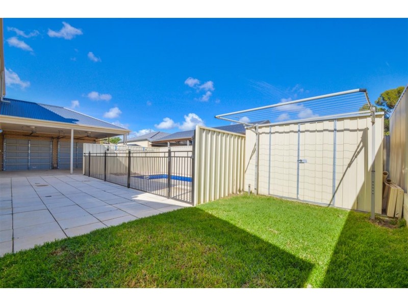 24 Ambrosini Court, Woodcroft SA 5162