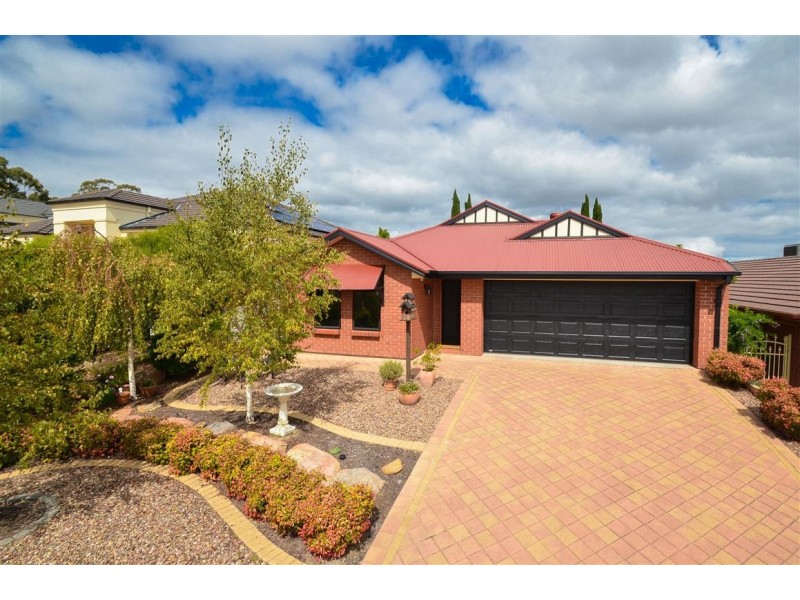 57 Tobin Crescent, Woodcroft SA 5162