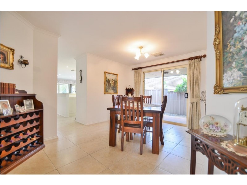 57 Tobin Crescent, Woodcroft SA 5162