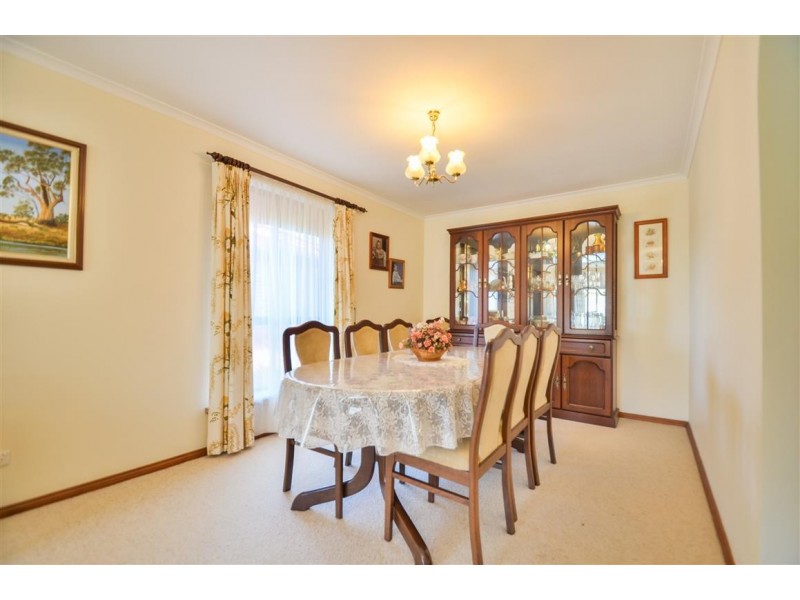 6 Challenger Court, Happy Valley SA 5159