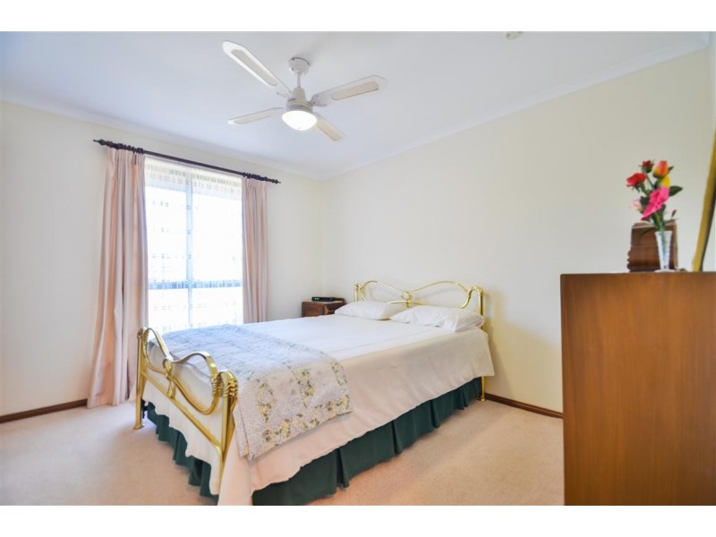 6 Challenger Court, Happy Valley SA 5159