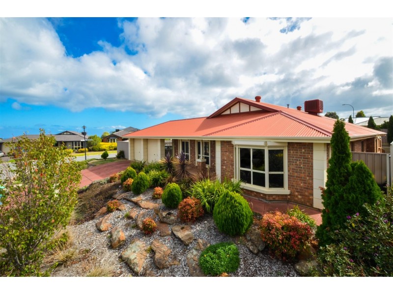 1 Overland Crescent, Sheidow Park SA 5158