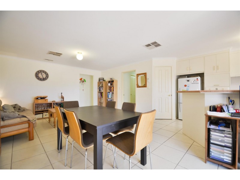 1 Overland Crescent, Sheidow Park SA 5158