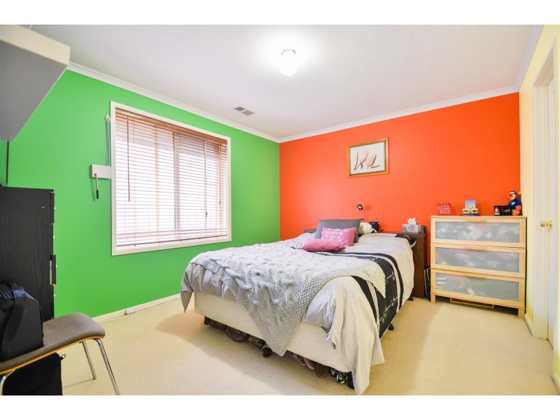 1 Overland Crescent, Sheidow Park SA 5158