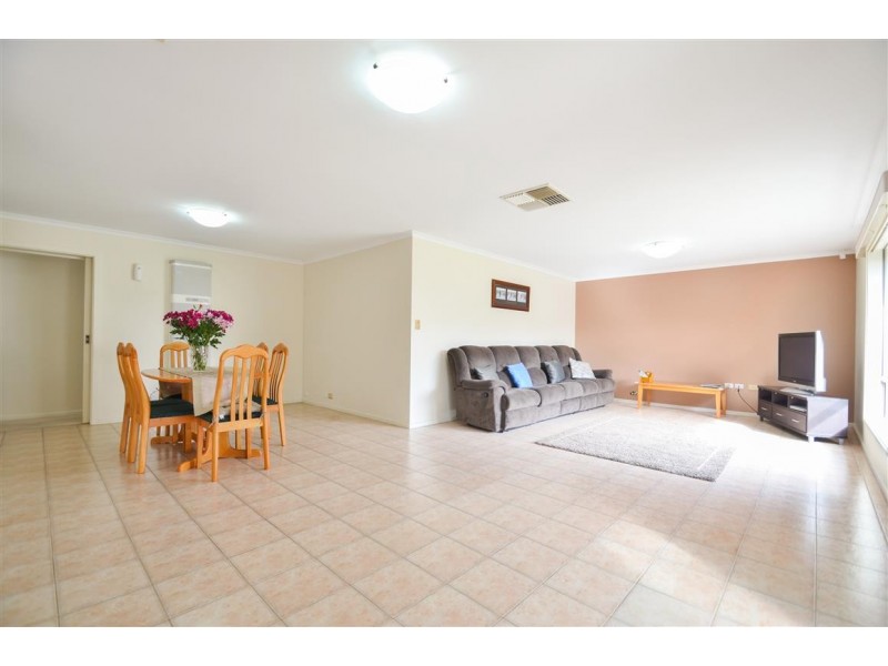 20 Talladira Way, Woodcroft SA 5162