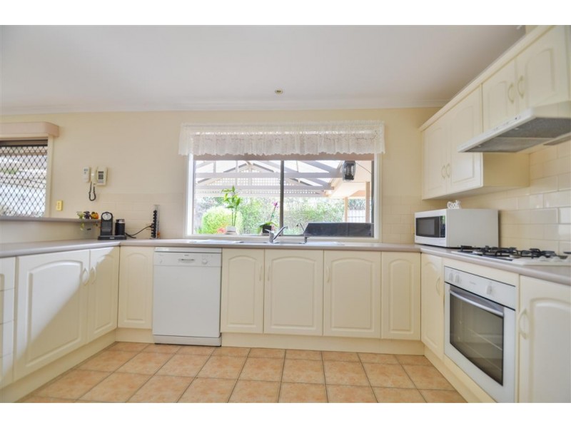 20 Talladira Way, Woodcroft SA 5162