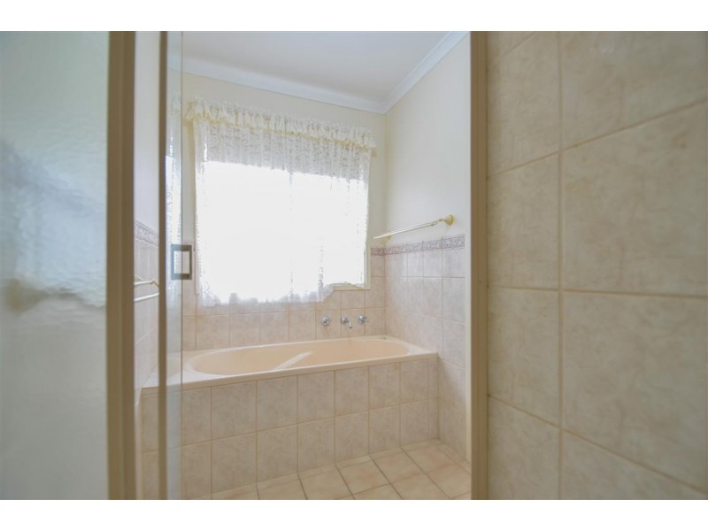 20 Talladira Way, Woodcroft SA 5162