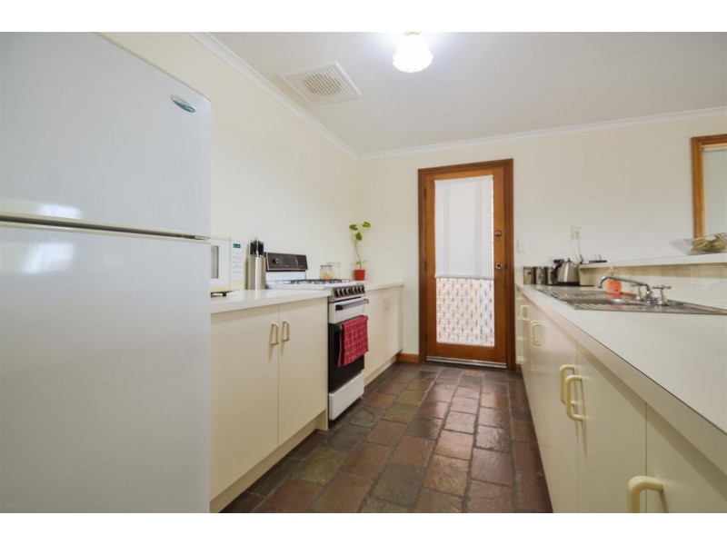 8 Sandy Glass Court, Sheidow Park SA 5158