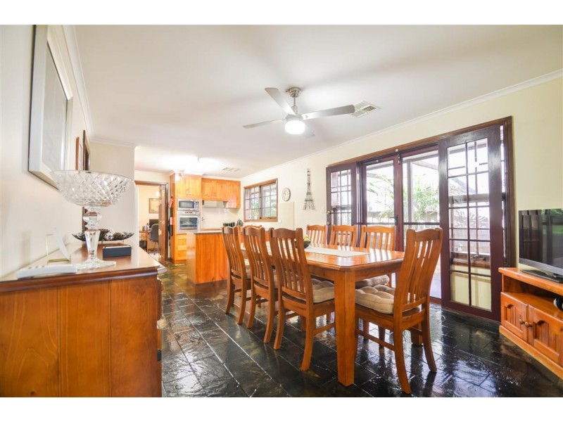 42 Gorelon Drive, Flagstaff Hill SA 5159
