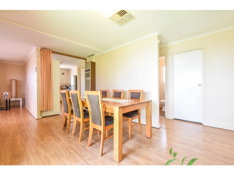37 Manunda Way, Hallett Cove SA 5158