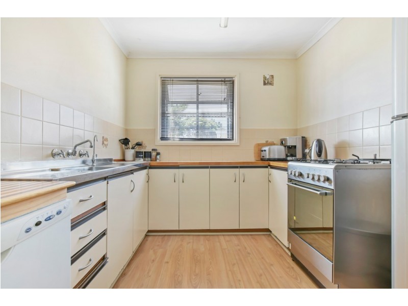37 Manunda Way, Hallett Cove SA 5158