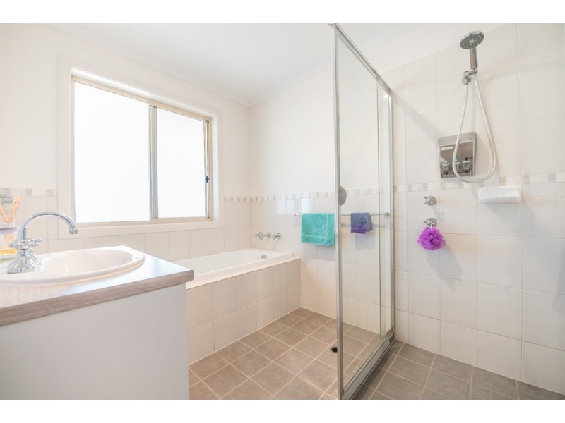 60 Serafino Drive, Noarlunga Downs SA 5168