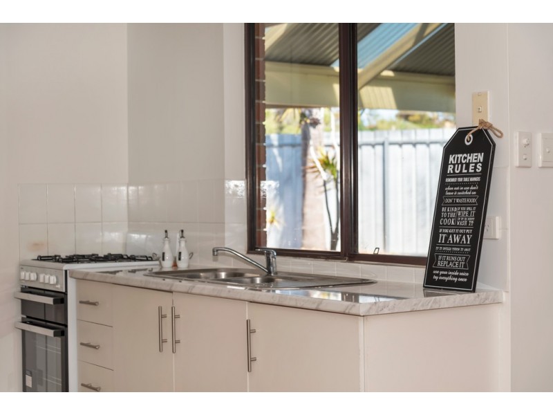 8 Claridge Court, Huntfield Heights SA 5163