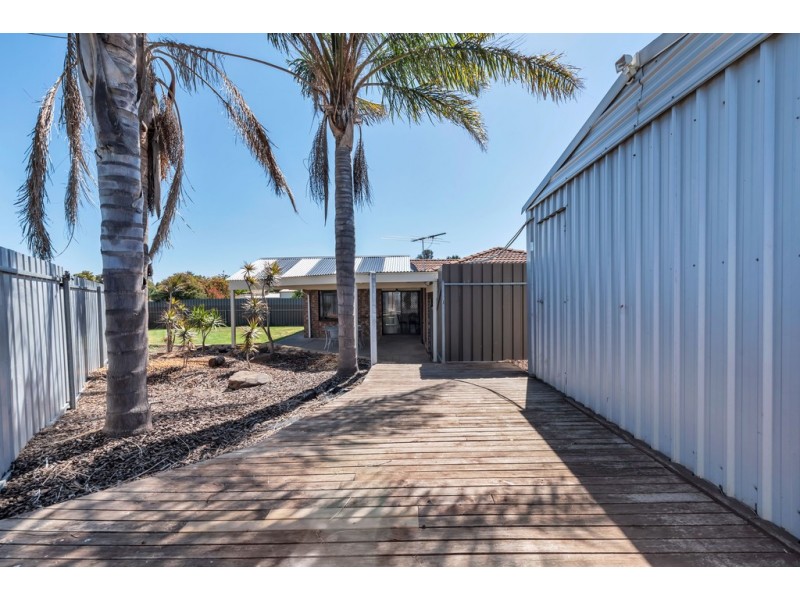 8 Claridge Court, Huntfield Heights SA 5163