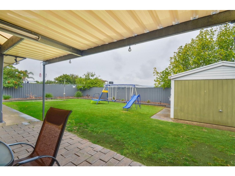 18 Fisher Street, Trott Park SA 5158