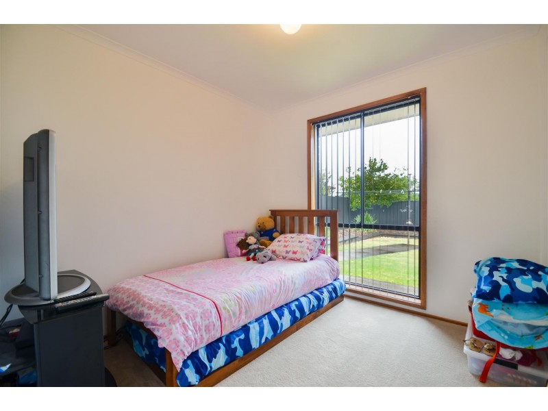 18 Fisher Street, Trott Park SA 5158