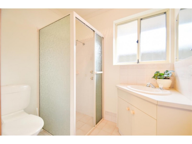 4 Barossa Way, Woodcroft SA 5162