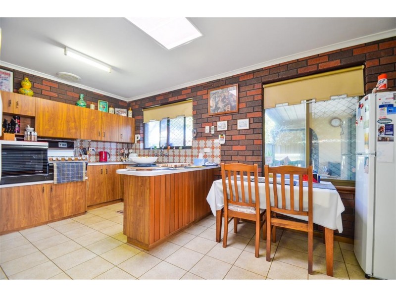 2a Winton Avenue, Hove SA 5048