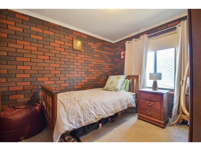 2a Winton Avenue, Hove SA 5048